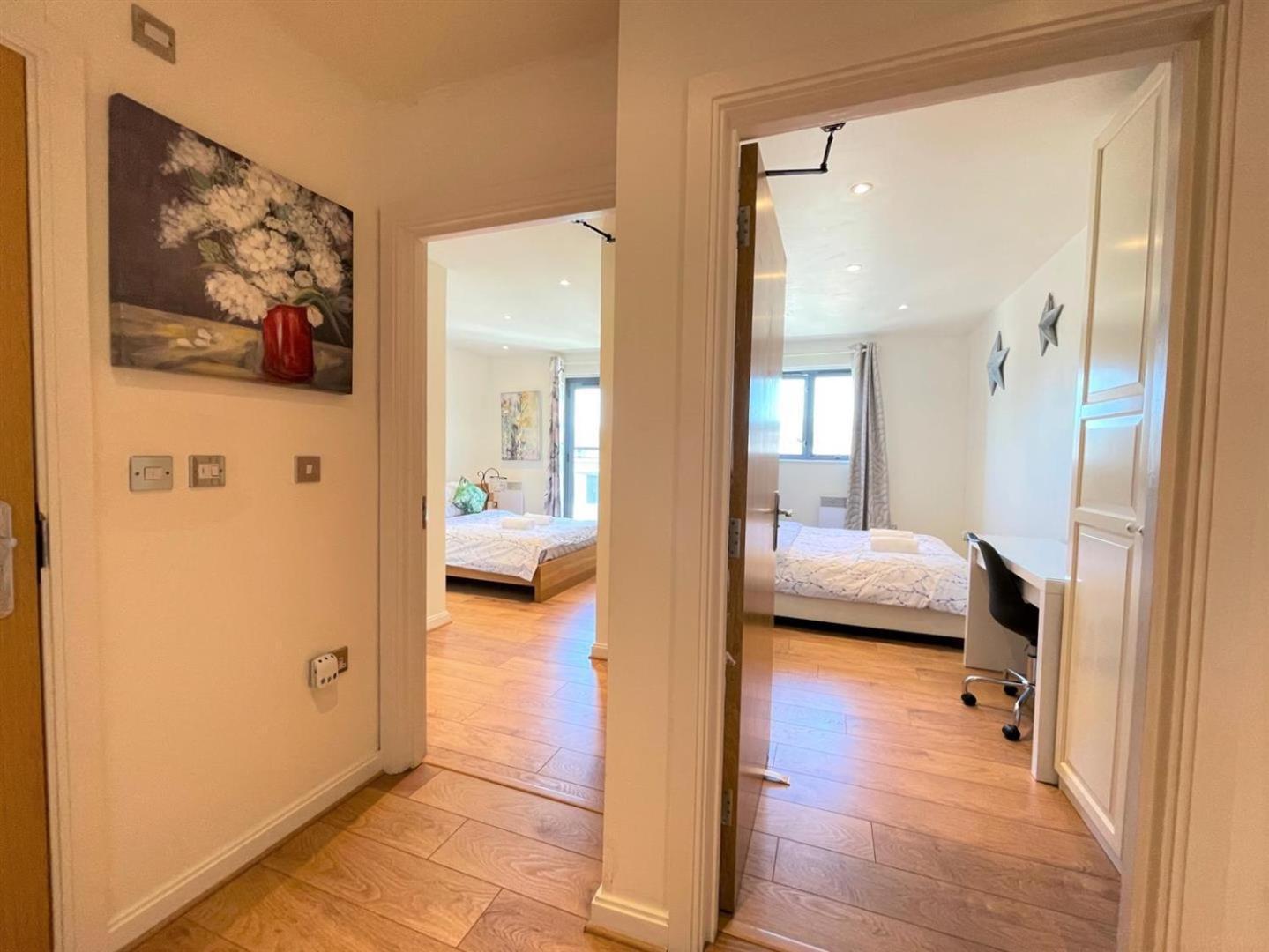 Holiday Home Swansea Bagian luar foto